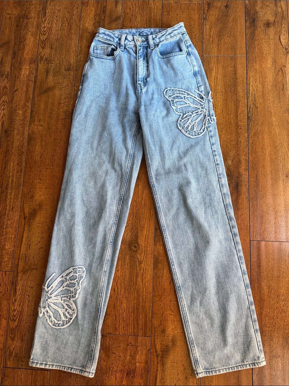 PacSun Light Blue High-Rise Jeans with Butterfly Appliqués